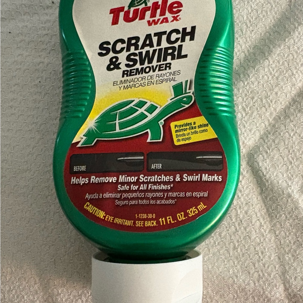 NEW AND SEALED TURTLE WAX SCRATCH & SWIRL REMOVER 11 Fl Oz
